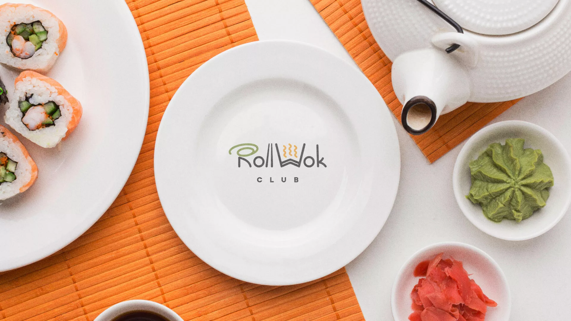 Разработка логотипа и фирменного стиля в Ирбите для суши-бара «Roll Wok Club»